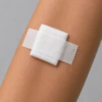 Hudvänlig Kirurgtejp med hållare – Vit (2,5 cm x 4,55 m) - Bild 2